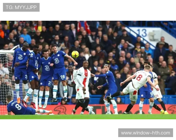 南安普顿俱乐部最新赛季动态及球员转会消息全面解析