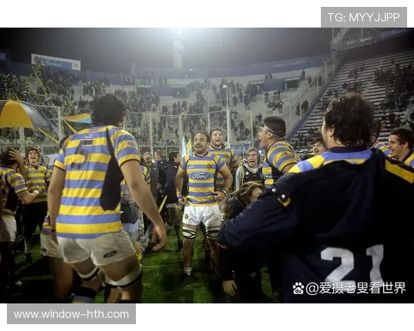 梅西加盟迈阿密国际后首场比赛迎来胜利 球迷热情高涨助力球队取胜